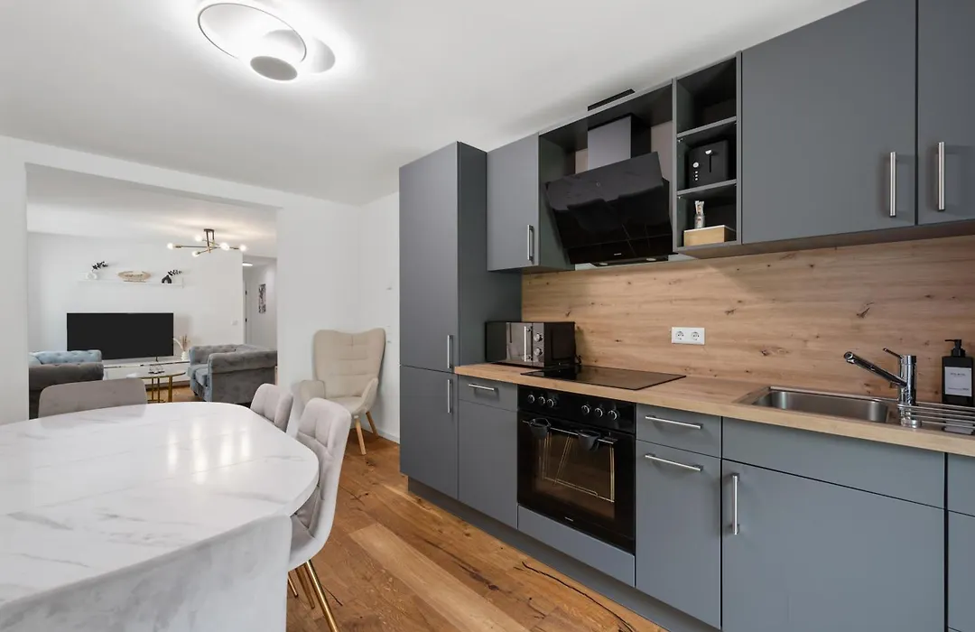 Prestige Apartments - Urban Lofts Reutlingen-1